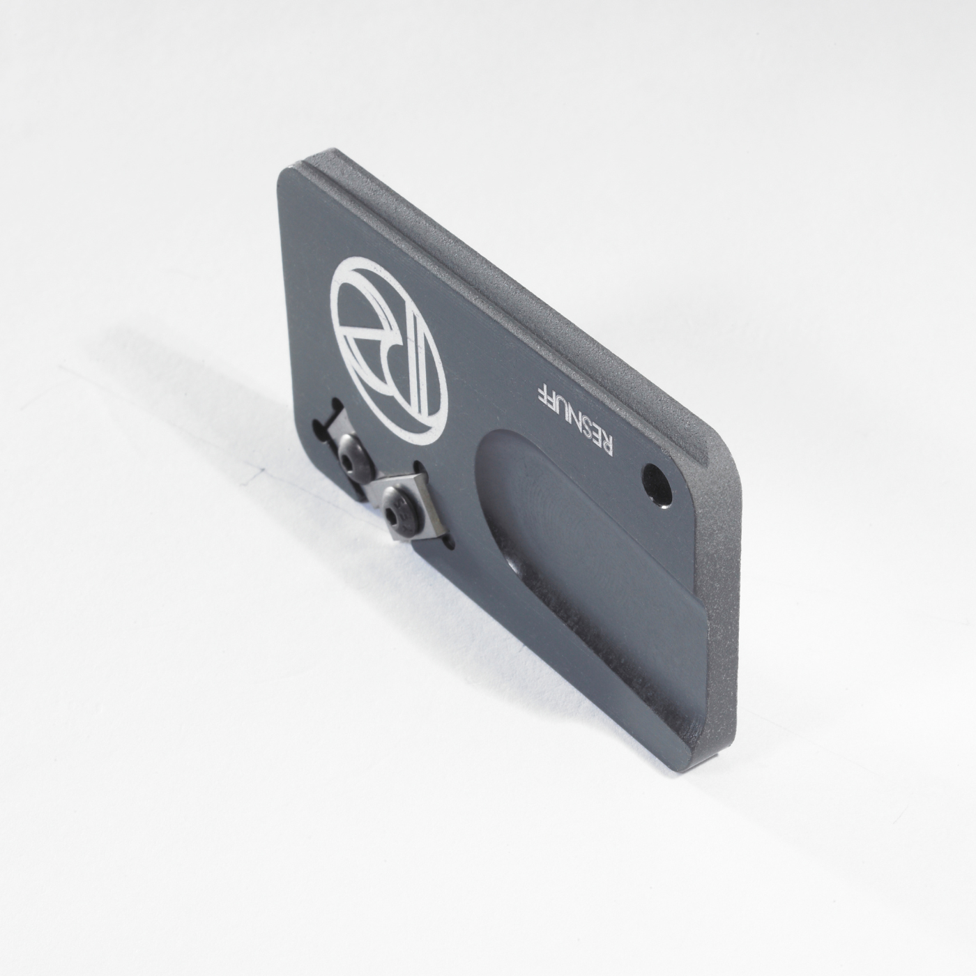 Redi-Edge® Snuffer
